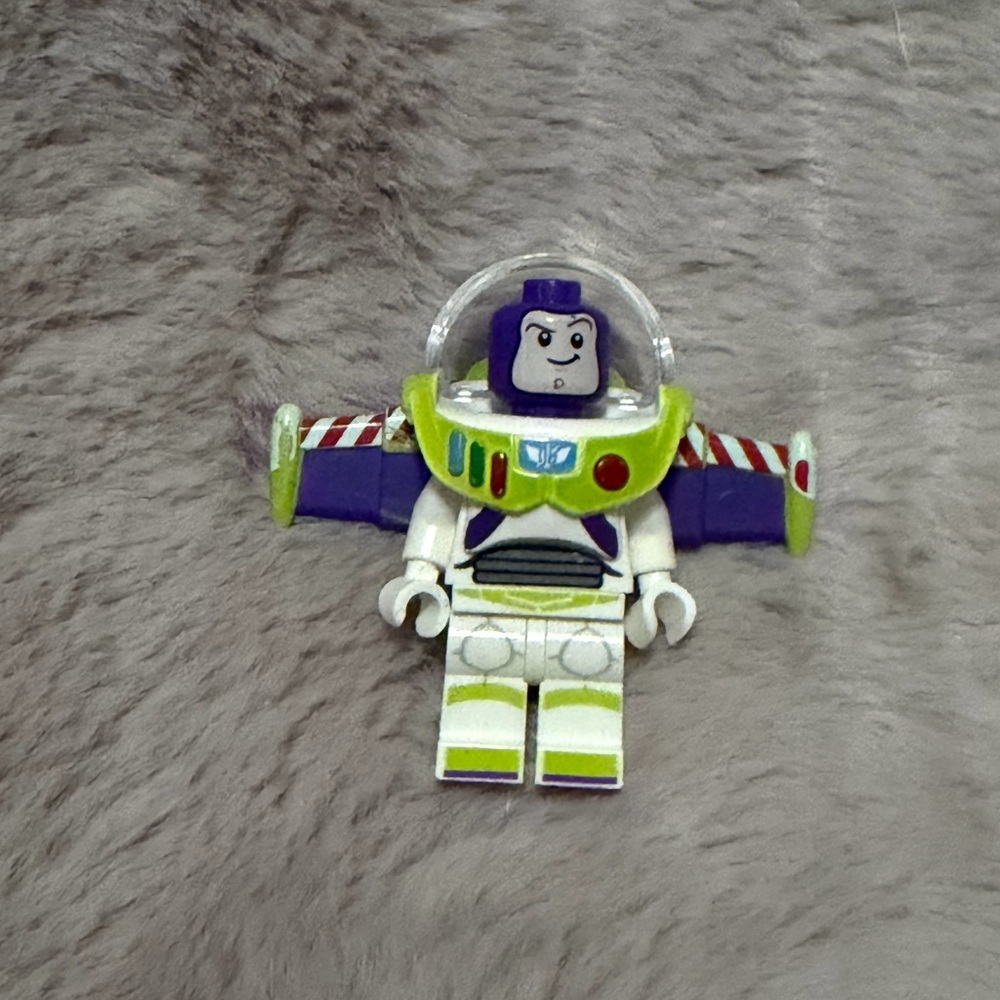 Lego White & Purple Astronaut Mini Figure with Green Accents